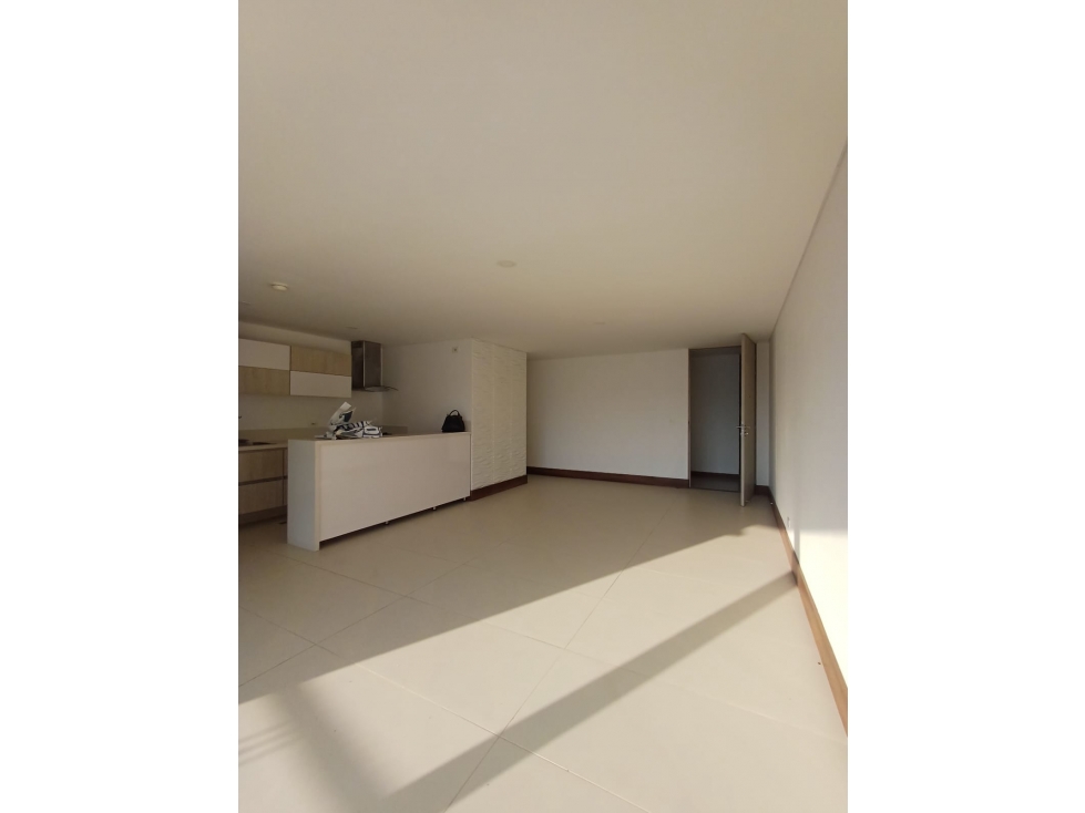 Venta de moderno apartamento en Sabaneta — foto 3