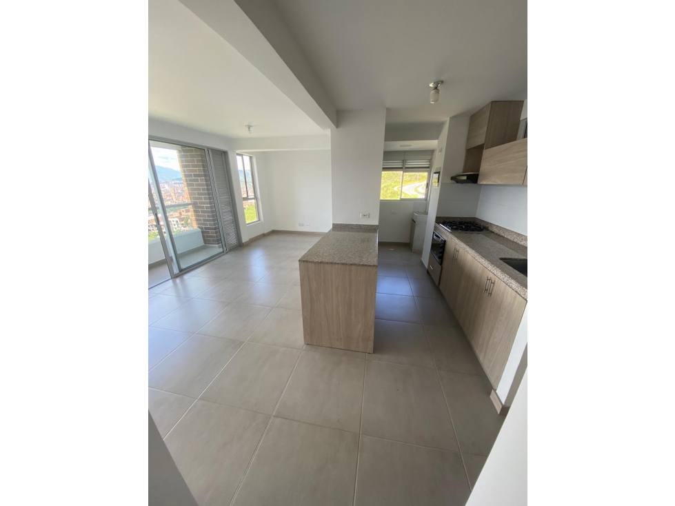 Hermoso apartamento en calasanz parte alta — foto 2