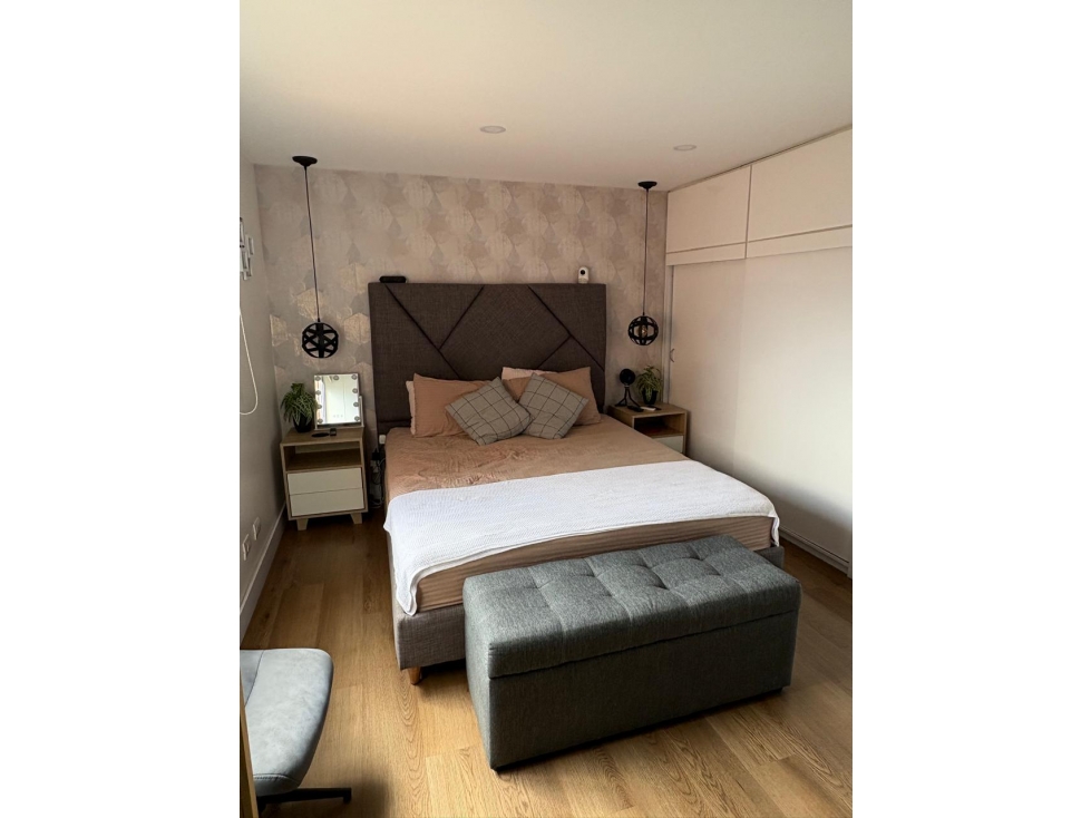 Vendo apartamento completamente remodelado en la loma de los Bernal — foto 5