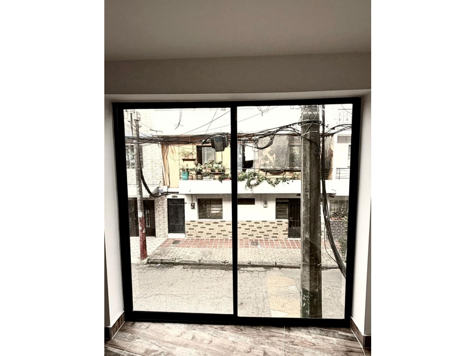 VENTA CASA UNIFAMILIAR SECTOR BELÉN LAS VIOLETAS
