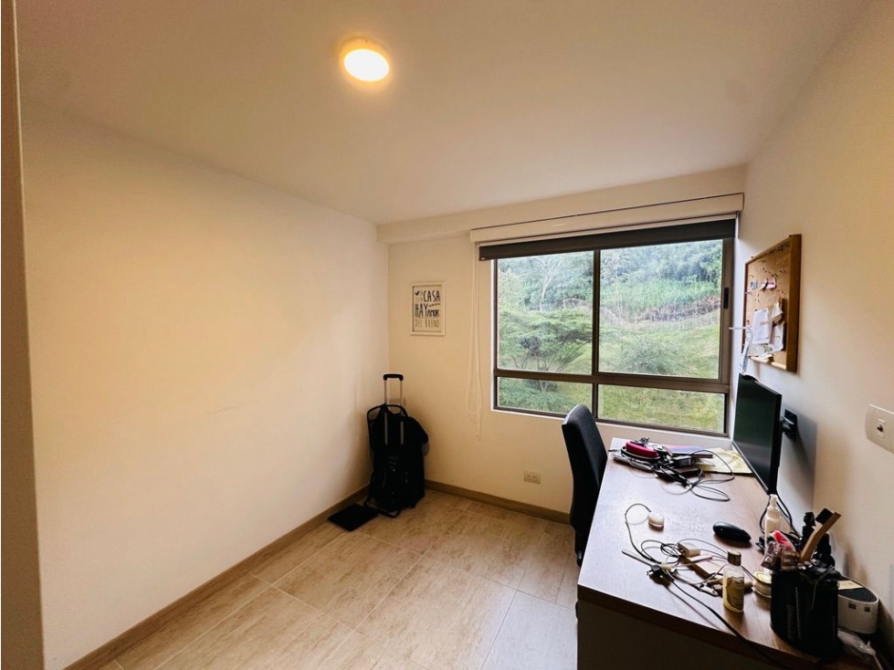 Venta Hermoso apartamento en la Loma de los Bernal — foto 6
