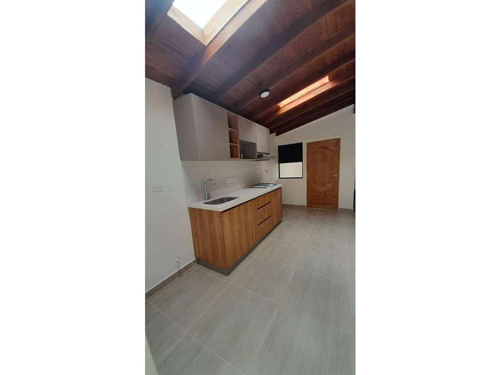VENTA CASA AVENIDA BOLIVARIANA — foto 4