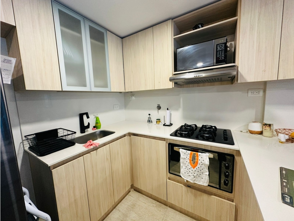 Venta Hermoso apartamento en la Loma de los Bernal — foto 3