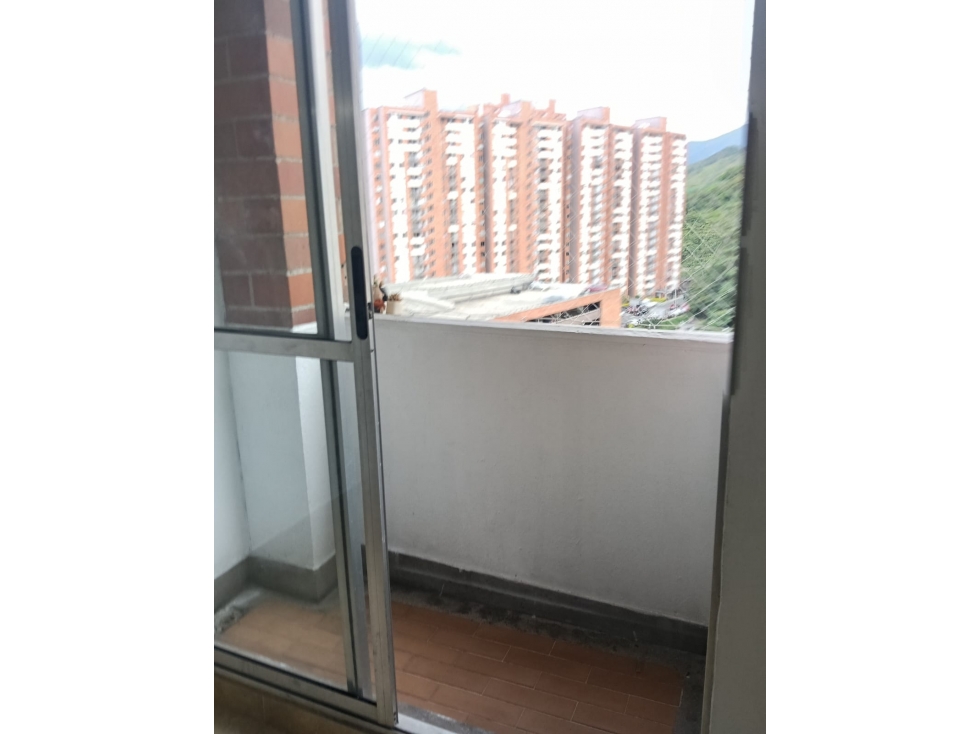 Venta de apartamento en Itagui — foto 5