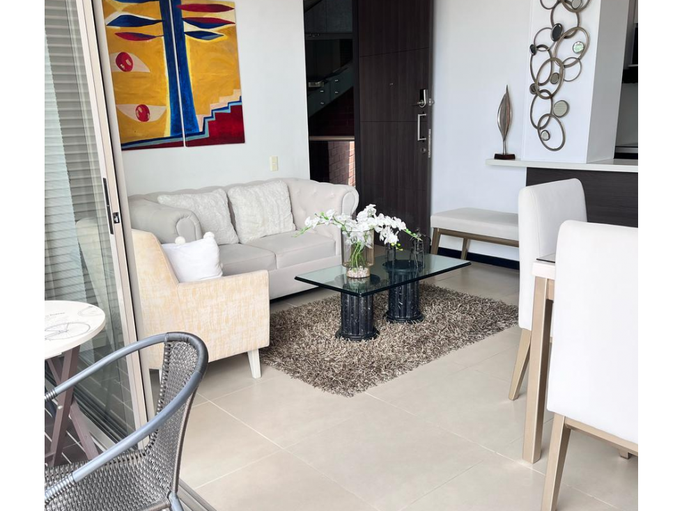 Arriendo de Apartamento Amoblado en Altos del Poblado