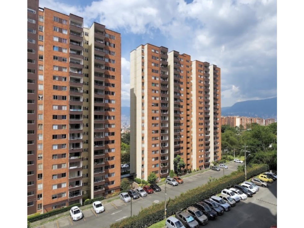Arriendo de apartamento loma de los Bernal