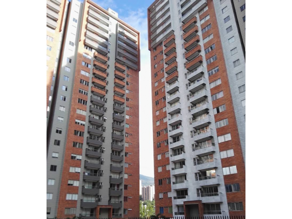 Arriendo apartamento en Ciudad Del Rio