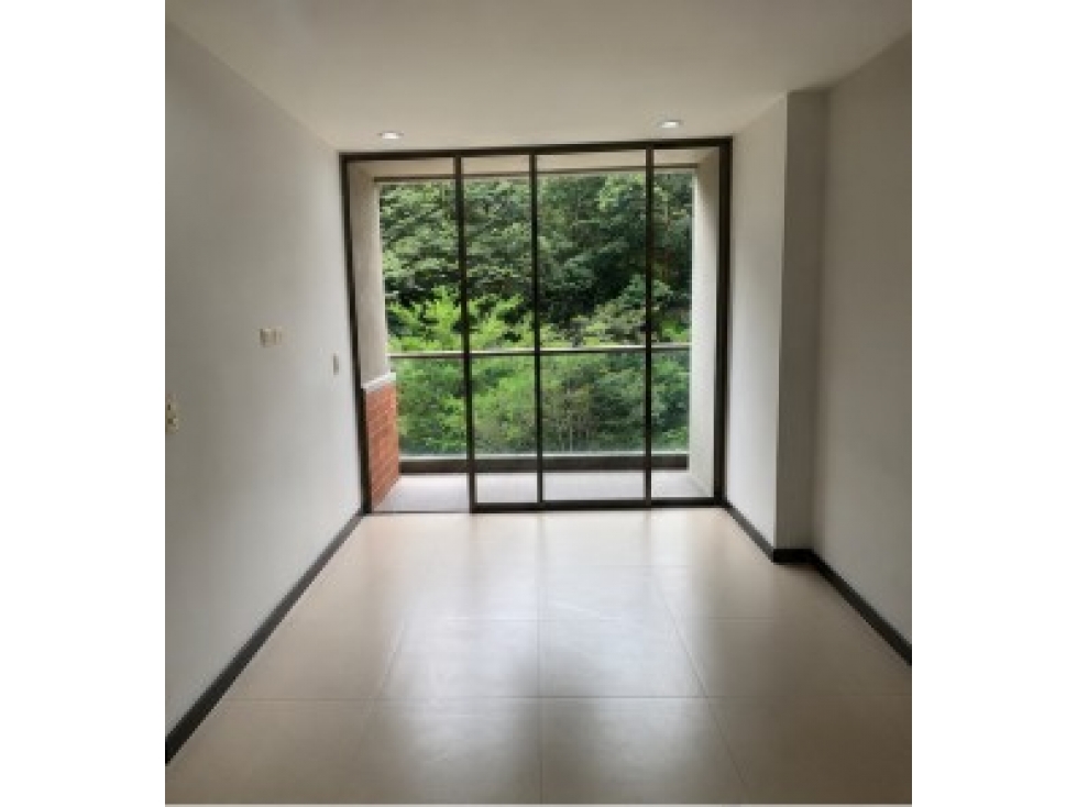 Arriendo apartamento en Altos del Poblado — foto 2