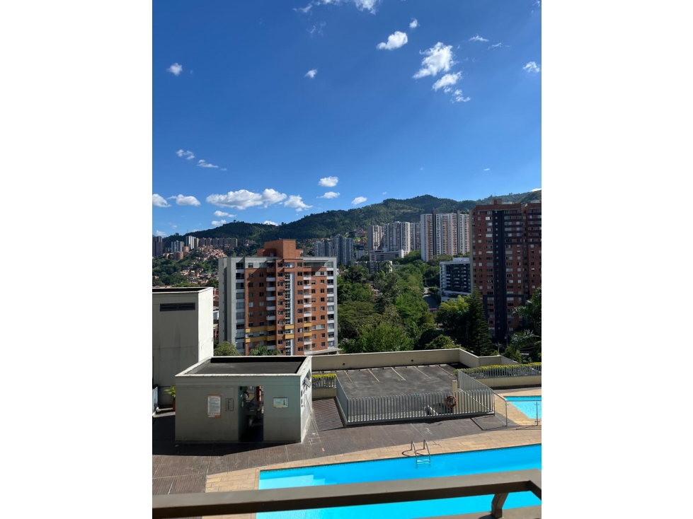 Arriendo de apartamento en Loma de los Bernal — foto 4