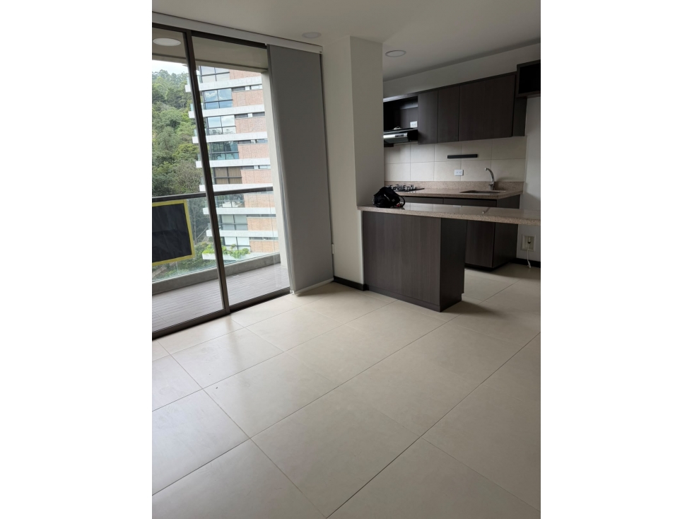 Arriendo apartamento altos del poblado — foto 3