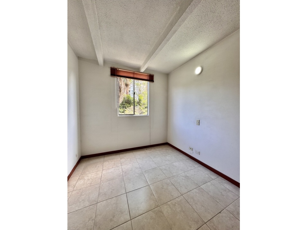Venta de Apartamento en la Loma de los Bernal - 6