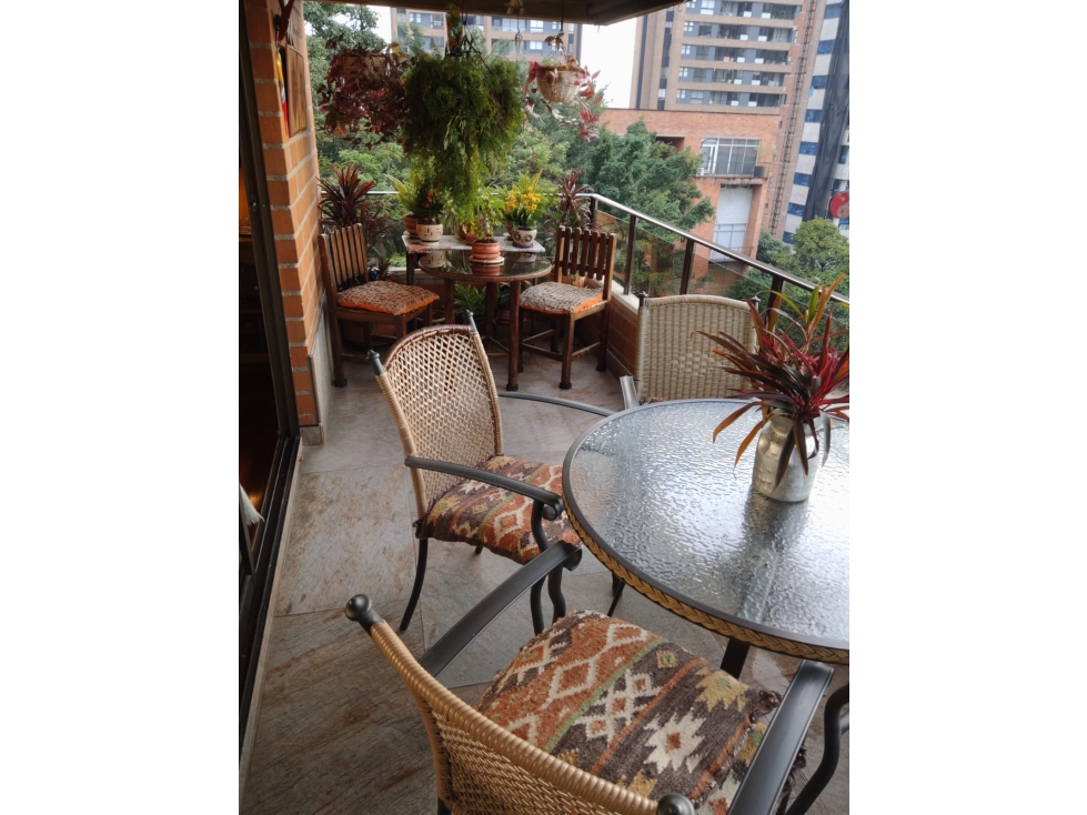 Venta de Apartamento en Castropol - El Poblado — foto 2