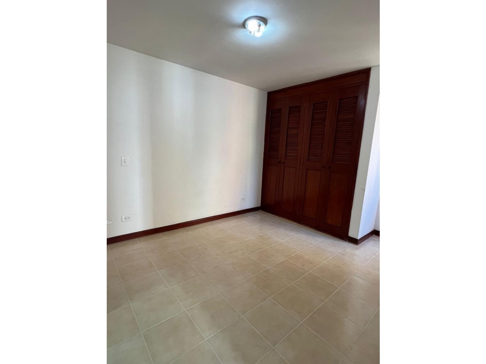 Venta arriendo de apartamento en la castellana — foto 5