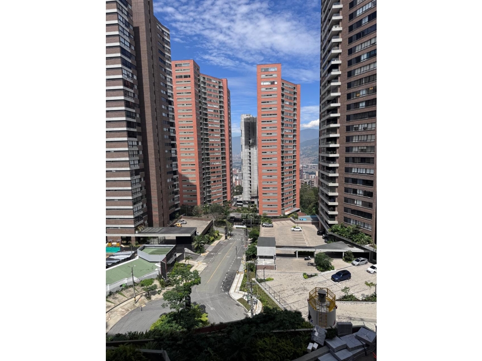 Arriendo apartamento en Altos del Poblado — foto 2