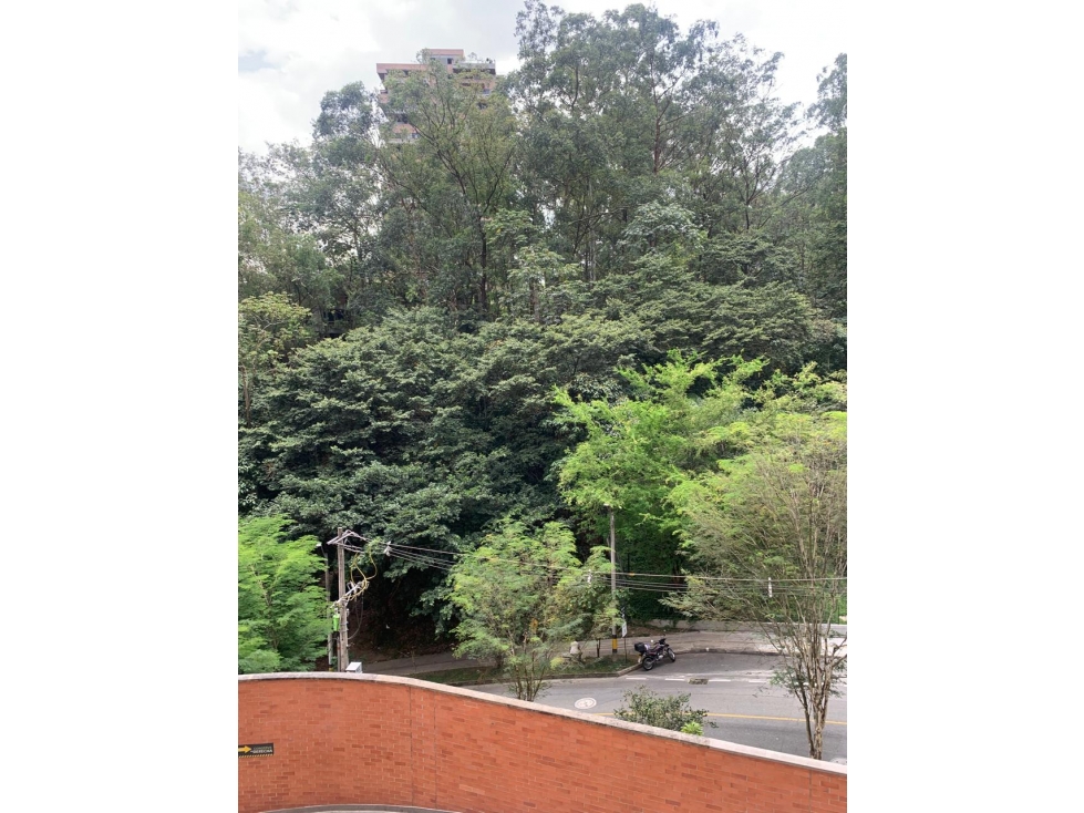 Arriendo apartamento en Altos del Poblado — foto 3