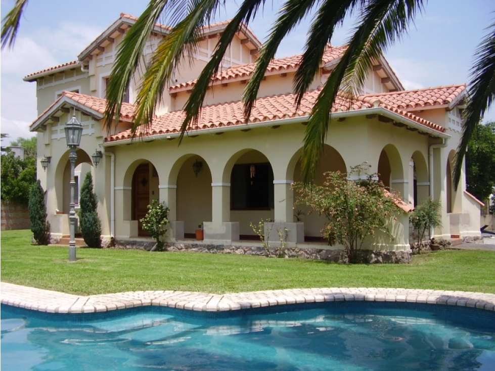 HERMOSA CASA EN CERRO!!!!!!