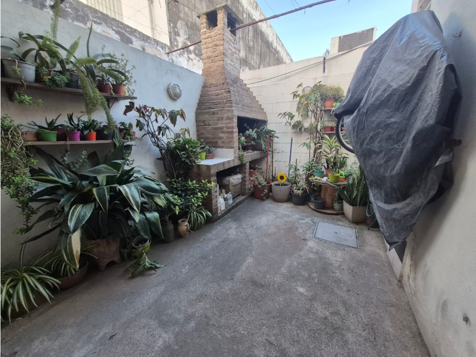 Venta casa 2 dorm - Talleres O - 6