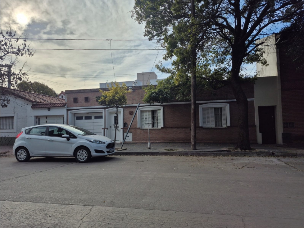 VENTA Casa Alta Cba 3 Dorm