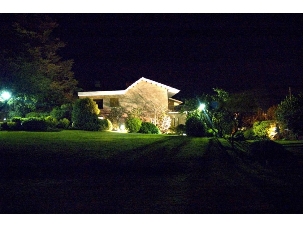 Exclusiva Casa en San Antonio - 4 Dormitorios - Vista a las Sierras - 6