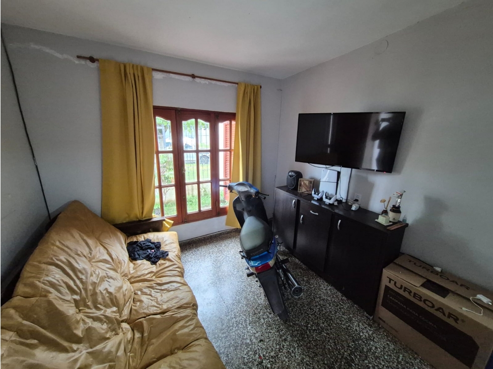 Venta Casa 3 Dorm Rio Segundo CENTRO - 1