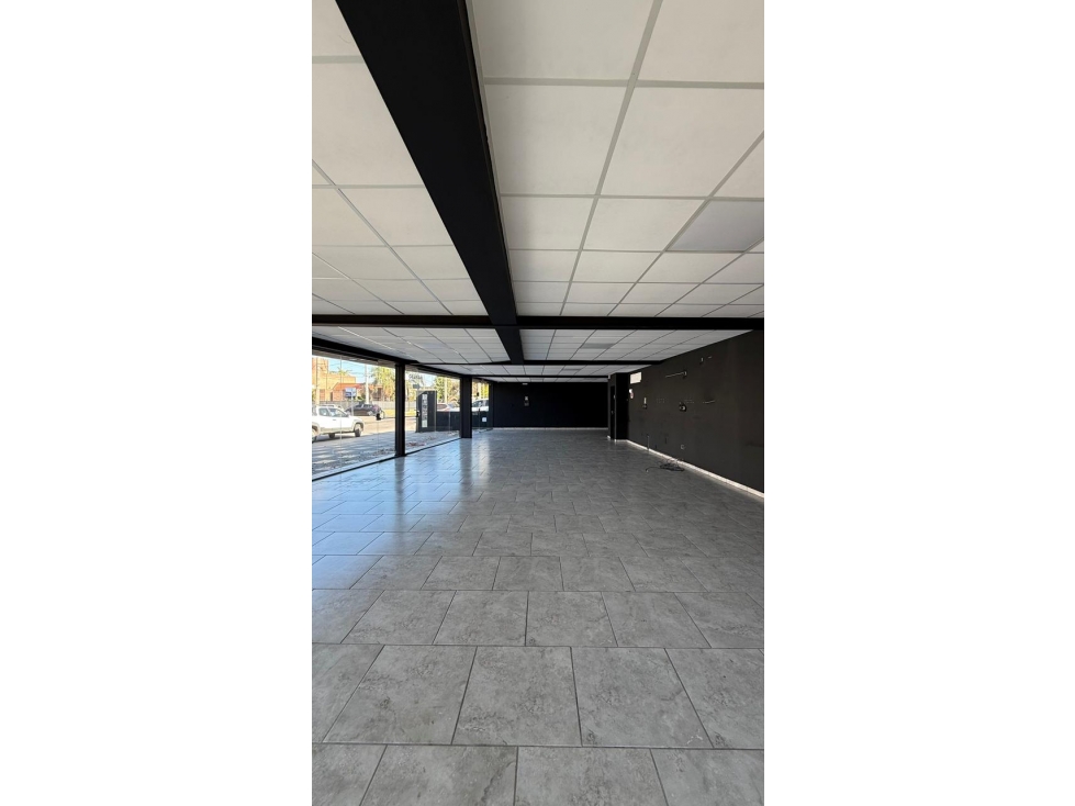 Alquiler Local c/ Oficinas - Alto Verde (GA) — foto 6