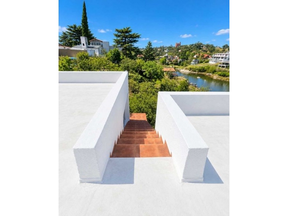VENTA CASA 3 DORM CON BAJADA AL LAGO - CARLOS PAZ - 4