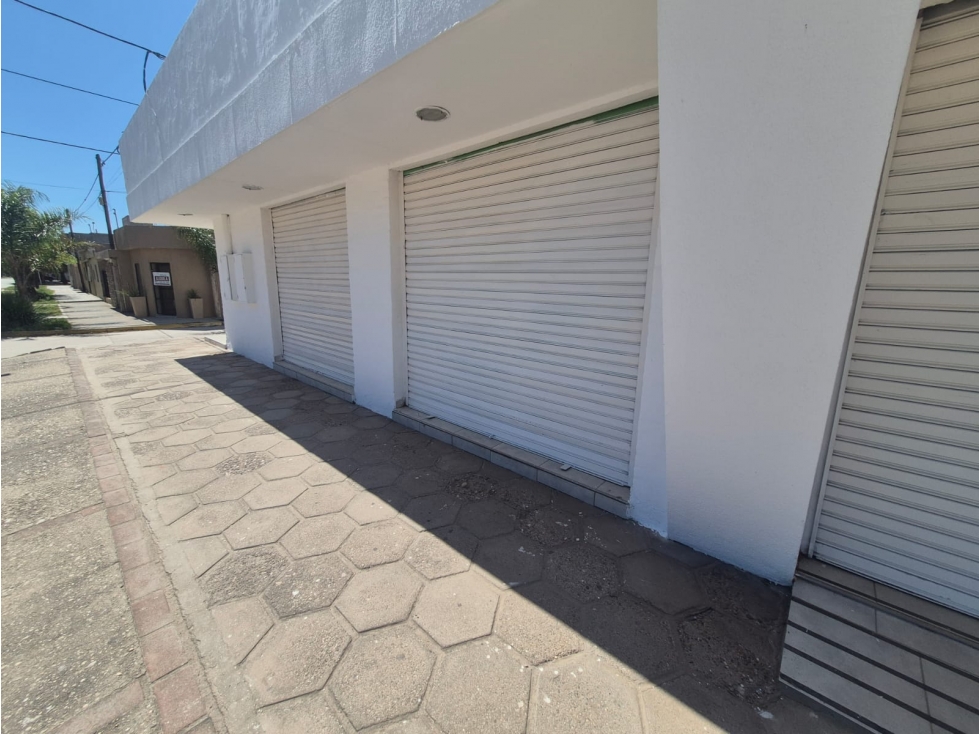 Alquiler Local/Salon esquina - Rio Segundo - 4