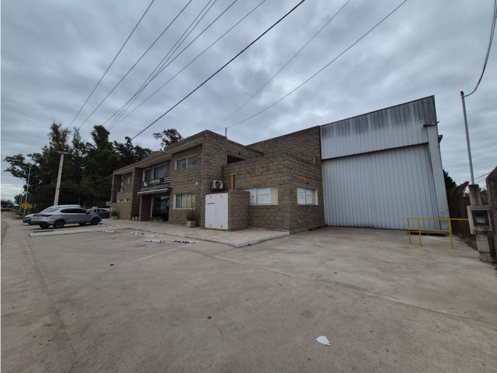 Galpón Industrial Frente a Shell R9 Rio II - Financiación Disponible - 2