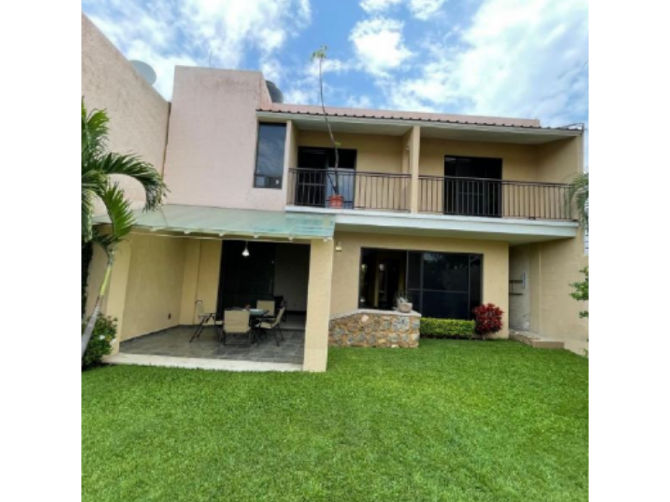 RESIDENCIA EN VENTA EN SAN JERÓNIMO DE AHUATEPEC, CUERNAVACA