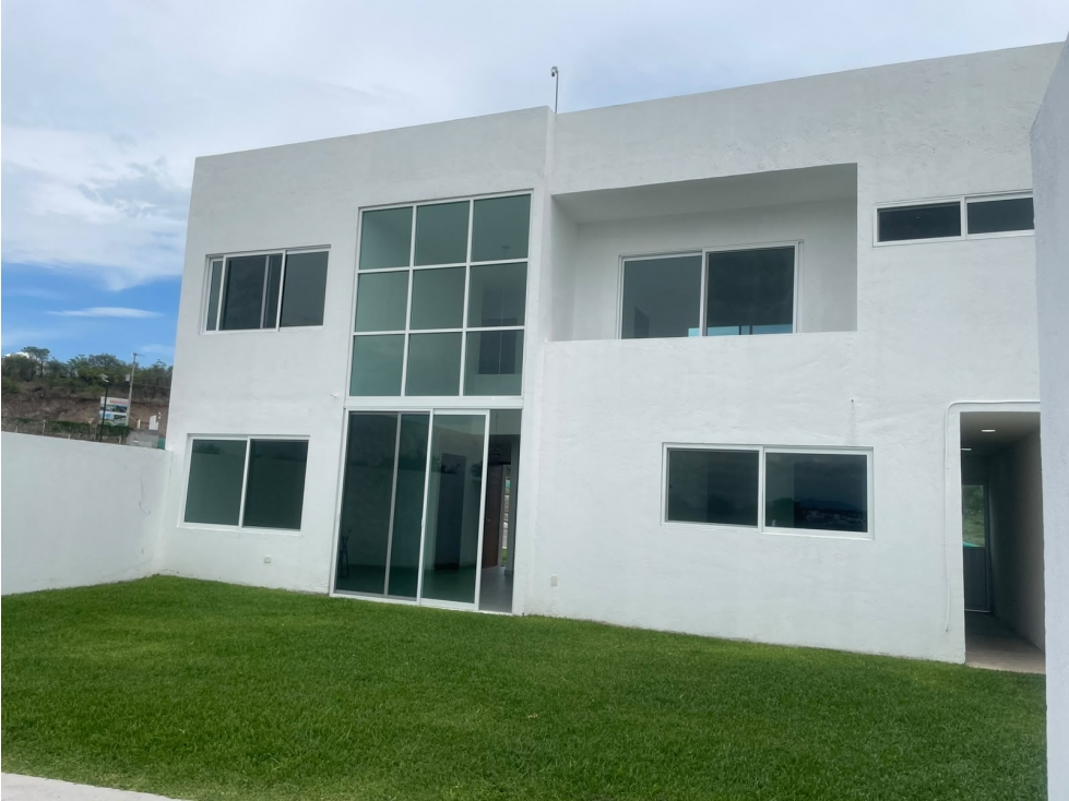ESPECTACULAR CASA EN VENTA EN TEQUESQUITENGO,MORELOS. - 1