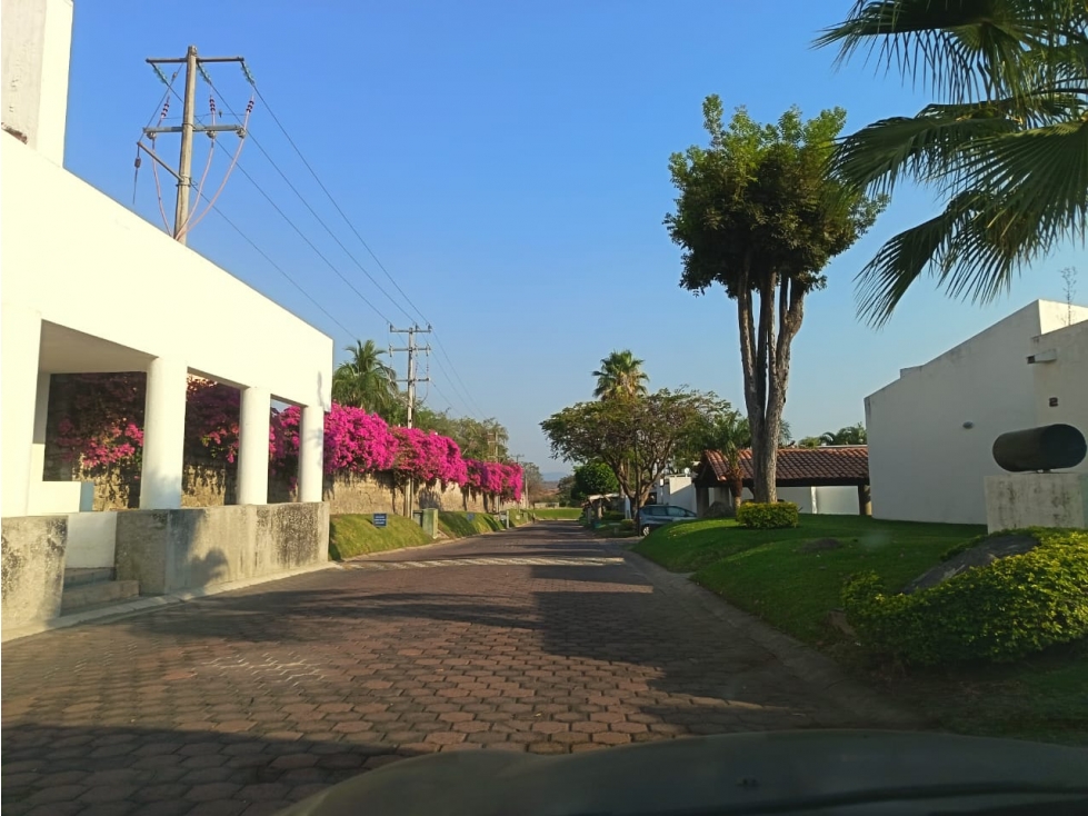 SE VENDE BONITA CASA EN COLINAS DE SANTA FE,XOCHITEPEC,MORELOS.
