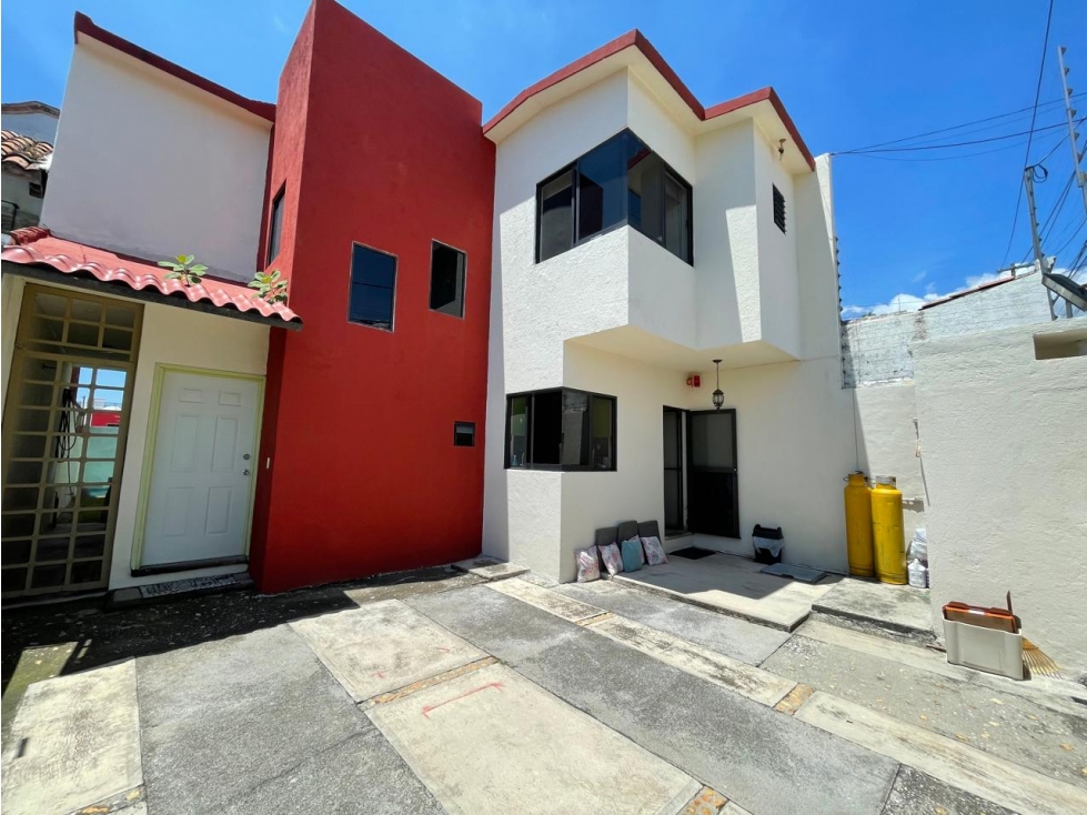 SE RENTA CASA EN LOMAS DEL TZOMPANTLE,CUERNAVACA - 2