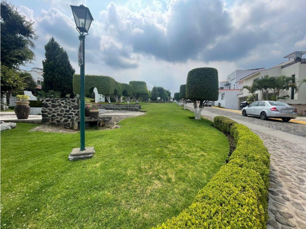 SE VENDE ESPECTACULAR CASA AL NORTE DE CUERNAVACA — foto 3