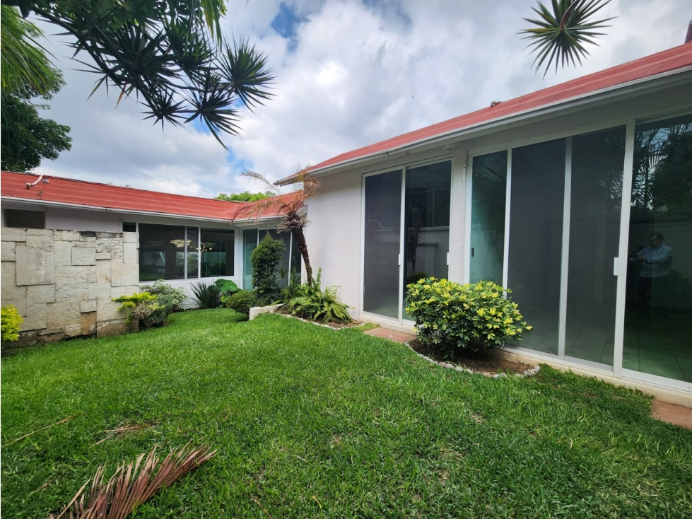 SE VENDE BONITA CASA DE UN NIVEL EN CUERNAVACA, MORELOS . — foto 3