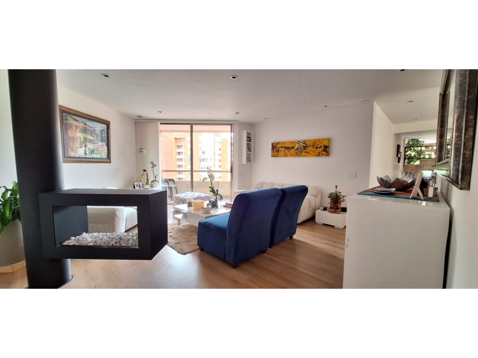APARTAMENTO EN VENTA DE 148M2 CERROS DEL COUNTRY — foto 2