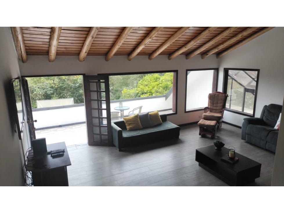 CASA EN VENTA 700M2 FLORESTA DE LA SABANA