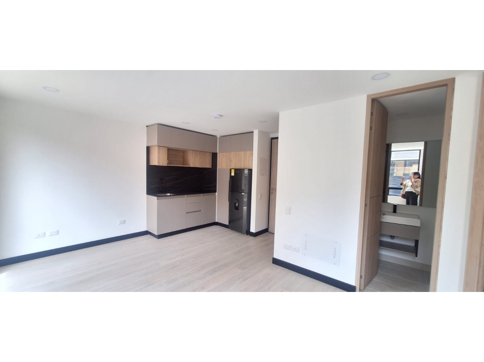 APARTAESTUDIO EN ARRIENDO 37M2 SANTA BARBARA ORIENTAL — foto 2