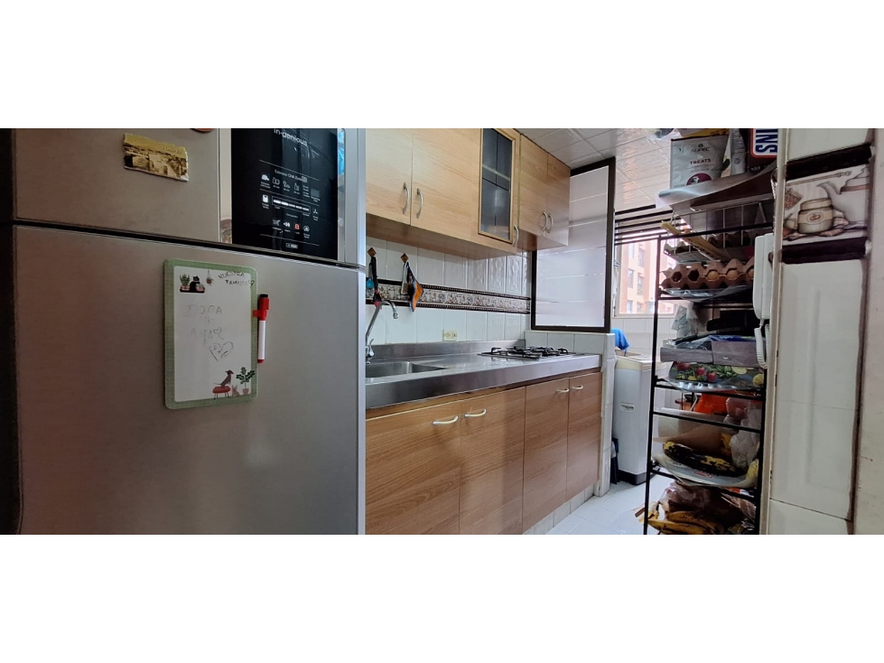 APARTAMENTO EN VENTA MAZUREN 61M2