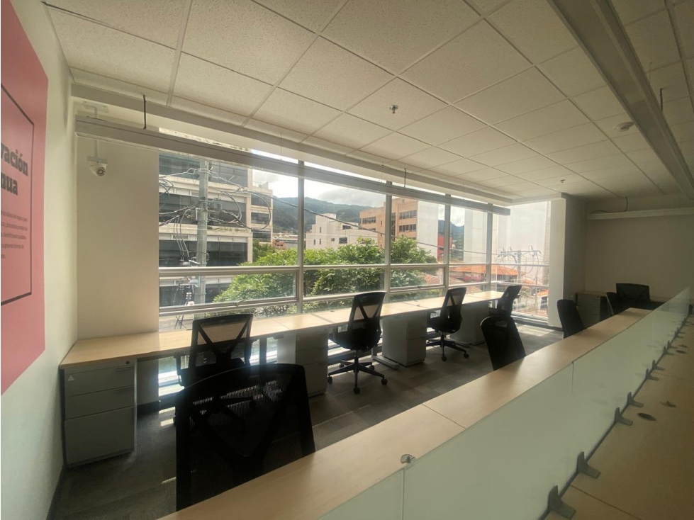 Arriendo Oficina Amoblada - Área: 1.107,27 mts en Chicó. AR