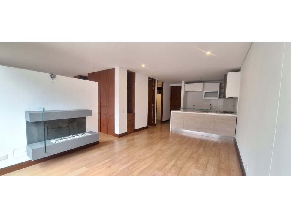 APARTAESTUDIO EN RENTA 52M2 CHICO NAVARRA