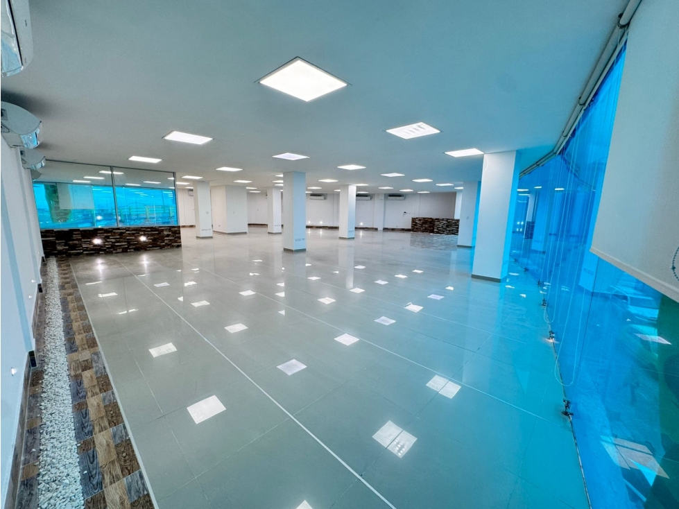 ALQUILER LOCAL PINARES PEREIRA