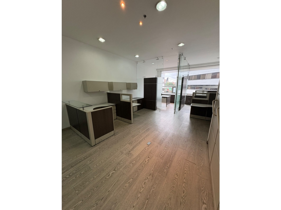 VENDO/ARRIENDO OFICINA EN CHICO - 2