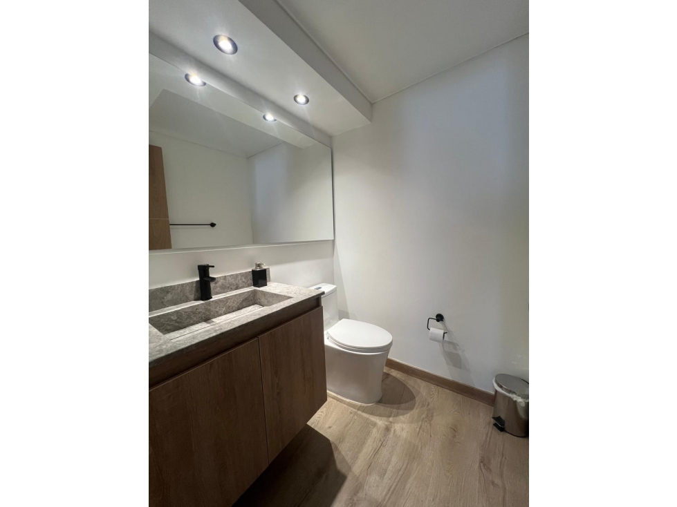 Vendo Apto totalmente remodelado en El Poblado,Las Palmas-Country Club — foto 3