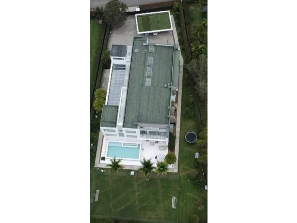Casa en exclusiva unidad cerrada en el corazón de Llanogrande