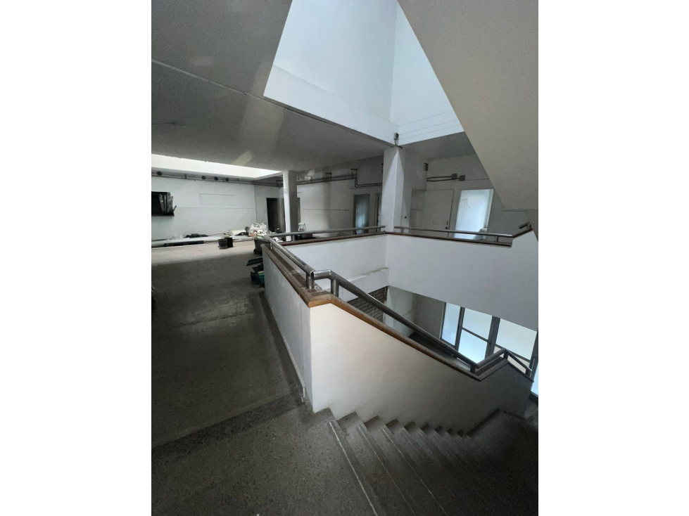 Vendo o Arriendo Casa en Medellín, sector Prado Centro — foto 2