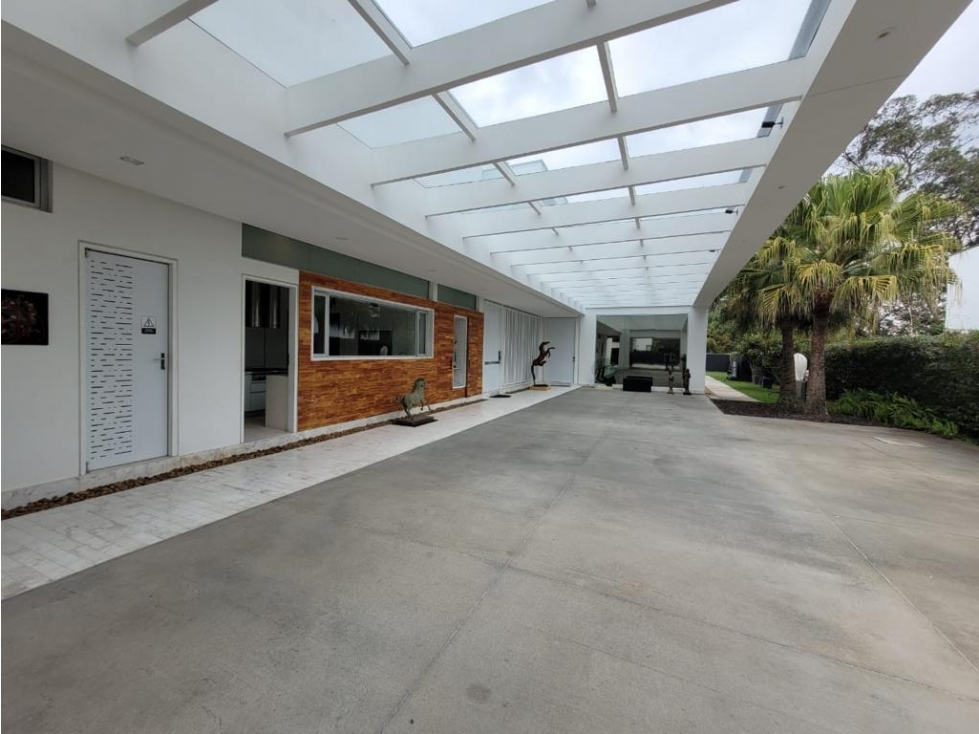 Casa en exclusiva unidad cerrada en el corazón de Llanogrande — foto 5