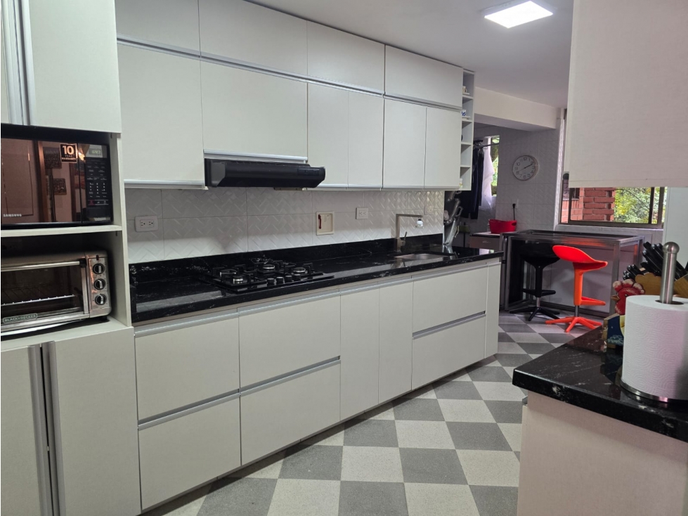Apartamento 164m2. Excelente ubicación, cerca al Tesoro — foto 4
