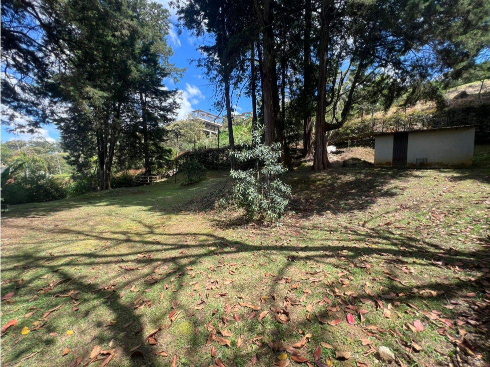 Vendo exclusiva casa en unidad cerrada, sector El Tesoro — foto 5