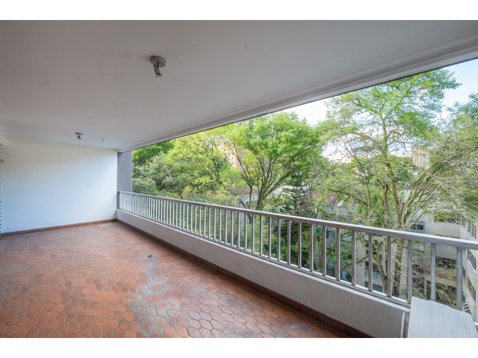 OPORTUNIDAD en Provenza - Apartamento de 4 habitaciones con terraza — foto 3