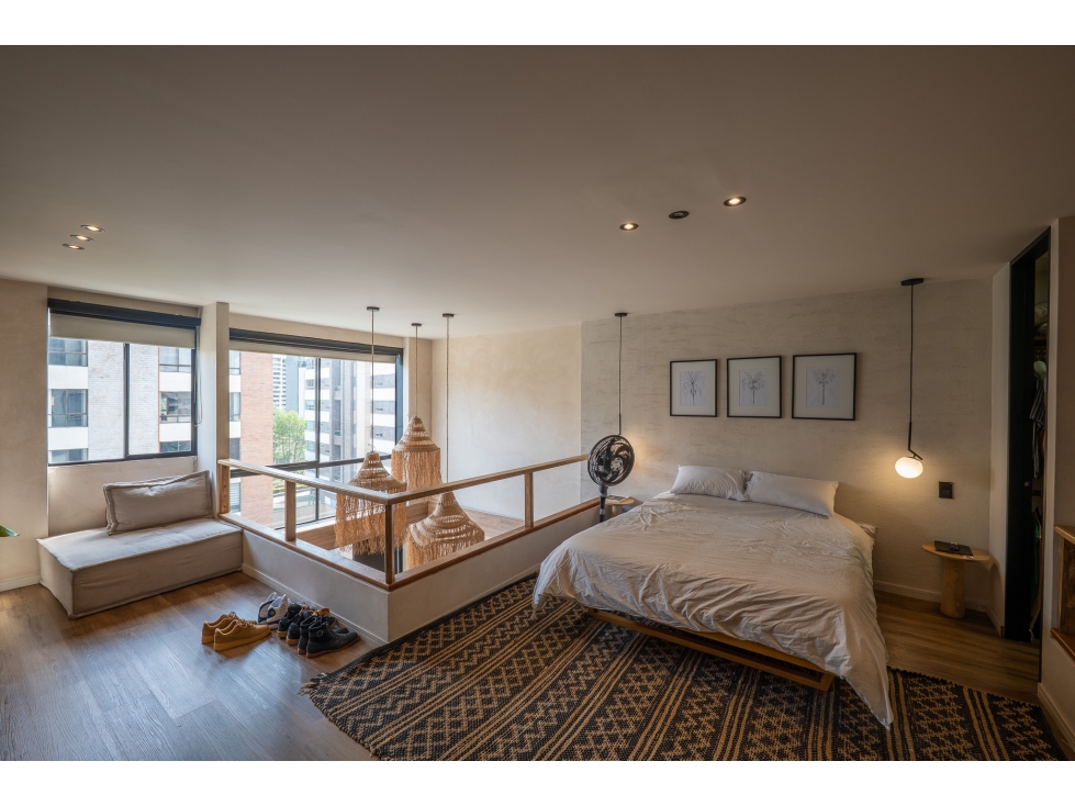 EN VENTA - Apartamento amoblado de dos niveles en Alejandría, Poblado — foto 2